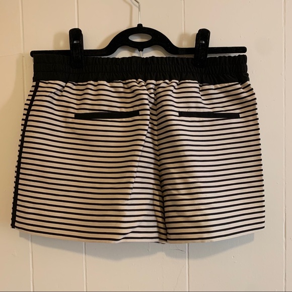 LOFT shorts size 4 - Picture 6 of 7